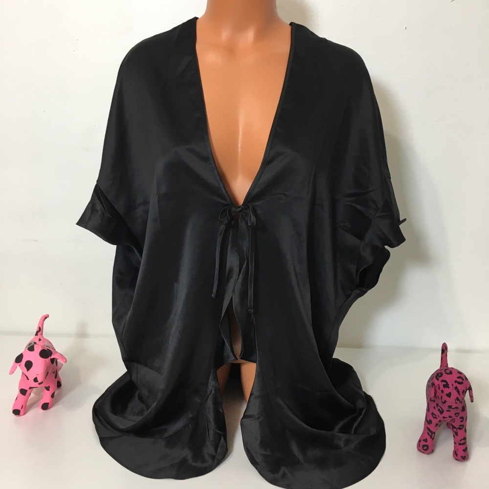NEW VICTORIA’S SECRET KIMONO SATIN ROBE BLACK - Picture 3 of 8